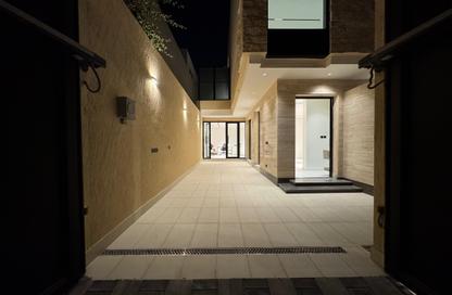 Full Floor - 4 Bedrooms - 3 Bathrooms for sale in An Narjis - Riyadh - Ar Riyadh