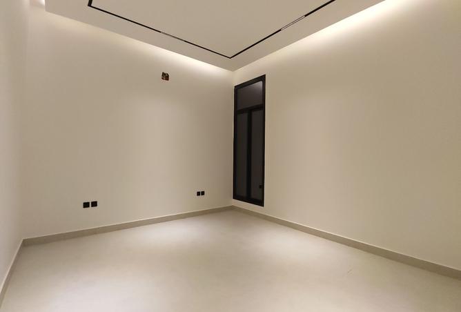 52053879 - Property Image 3