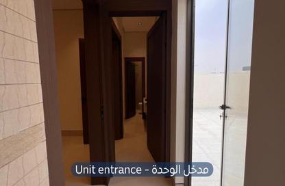 Full Floor - 3 Bedrooms - 2 Bathrooms for rent in Ar Rawabi - Riyadh - Ar Riyadh