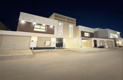 شقة - 7 غرف نوم - 4 حمامات للبيع في الجنادرية - الرياض - الرياض