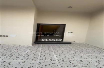 شقة - 6 غرف نوم - 3 حمامات للبيع في المرجان - الرياض - الرياض