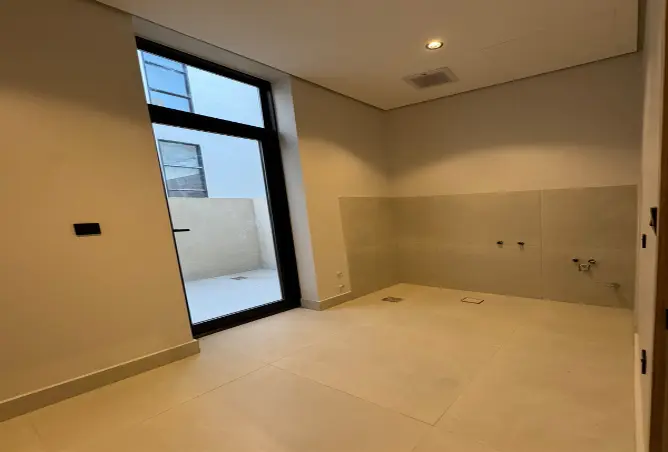 52290131 - Property Image 3