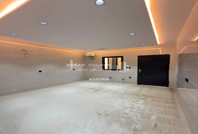 52054001 - Property Image 3