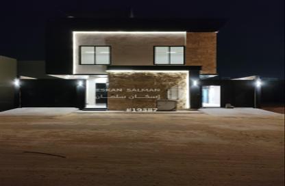 Apartment - 7 Bedrooms - 3 Bathrooms for sale in Al Murjan - Riyadh - Ar Riyadh