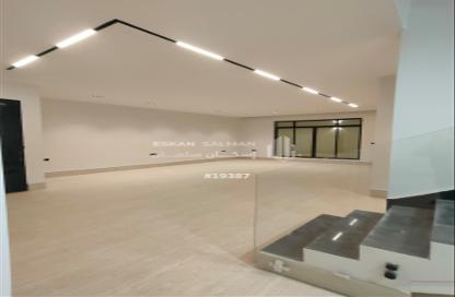 Apartment - 7 Bedrooms - 3 Bathrooms for sale in Al Murjan - Riyadh - Ar Riyadh
