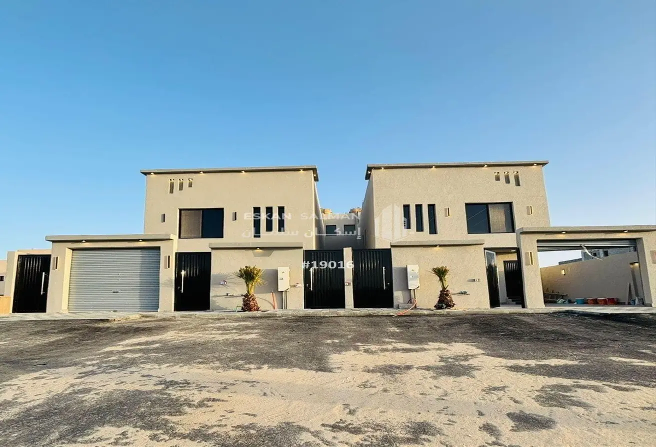 51004558 - Property Main Image
