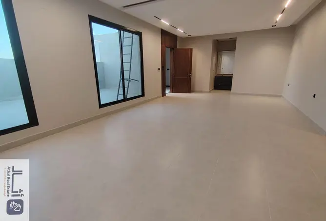 52316110 - Property Image 3