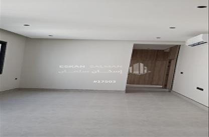 طابق كامل - 6 غرف نوم - 3 حمامات للبيع في المعيزيلة - الرياض - الرياض