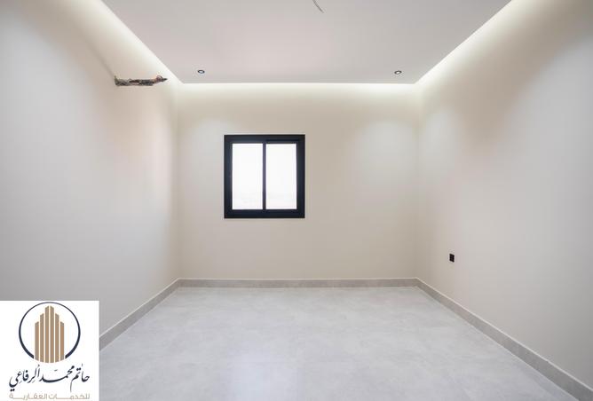 52025072 - Property Image 2