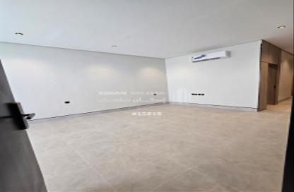Apartment - 3 Bedrooms - 3 Bathrooms for sale in Al Janadriyah - Riyadh - Ar Riyadh Apartment - 3 Bedrooms - 3 Bathrooms for sale in Al Janadriyah - Riyadh - Ar Riyadh