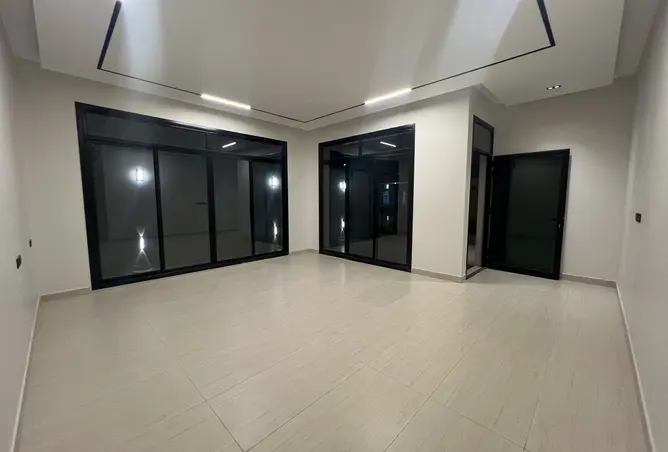 52305738 - Property Image 3