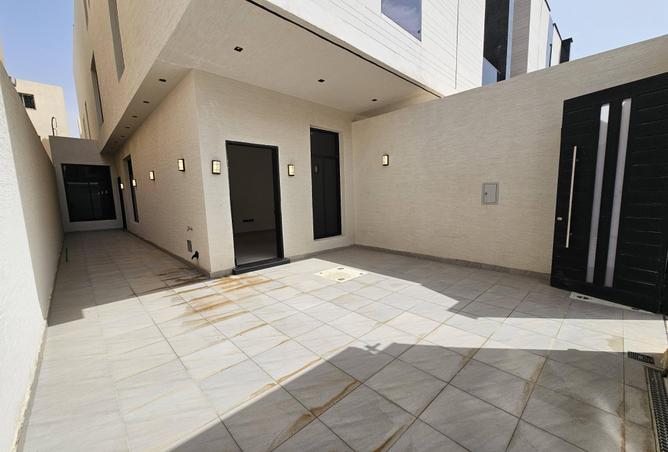 51493156 - Property Image 3