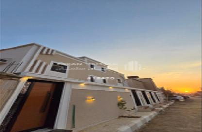 Apartment - 5 Bedrooms - 3 Bathrooms for sale in Aleasiluh - Jazan Apartment - 5 Bedrooms - 3 Bathrooms for sale in Aleasiluh - Jazan