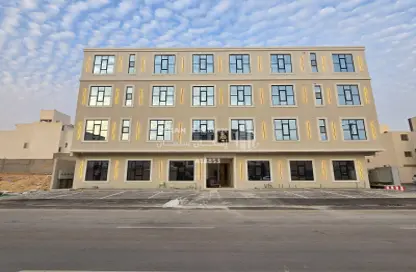 Apartment - 4 Bedrooms - 4 Bathrooms for sale in Al Hazm - Riyadh - Ar Riyadh