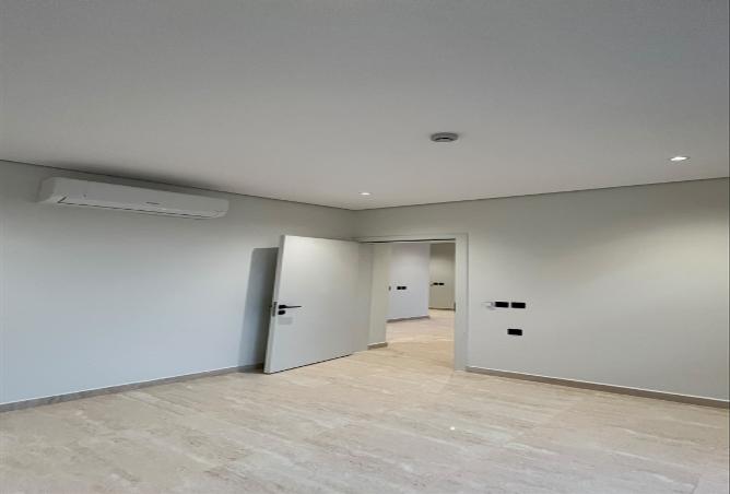 51940370 - Property Image 2