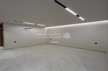 Apartment - 4 Bedrooms - 3 Bathrooms for sale in Ar Rawdah - Jeddah - Makkah Al Mukarramah Apartment - 4 Bedrooms - 3 Bathrooms for sale in Ar Rawdah - Jeddah - Makkah Al Mukarramah