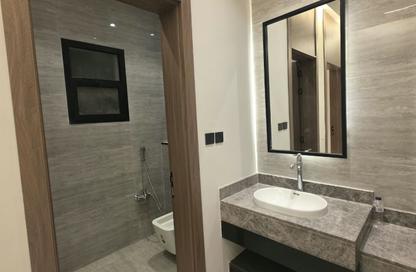 Apartment - 4 - 3 for sale in Al Munisiyah - Riyadh - Ar Riyadh
