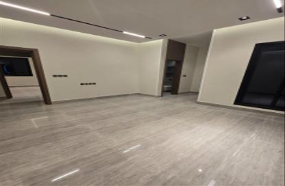 Full Floor - 5 Bedrooms - 2 Bathrooms for sale in Ar Rimal - Riyadh - Ar Riyadh