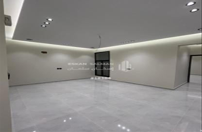Apartment - 7 Bedrooms - 4 Bathrooms for sale in الأمير عبدالله - Bishah - Asir Apartment - 7 Bedrooms - 4 Bathrooms for sale in الأمير عبدالله - Bishah - Asir