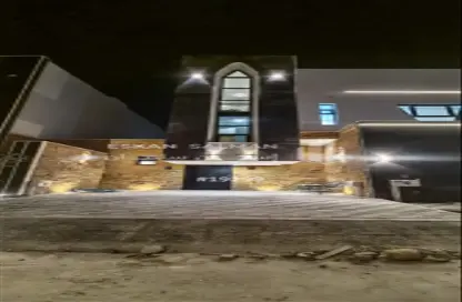 طابق كامل - 6 غرف نوم - 4 حمامات للبيع في الجنادرية - الرياض - الرياض