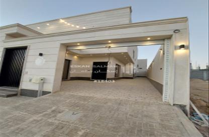 Apartment - 5 Bedrooms - 5 Bathrooms for sale in Al Janadriyah - Riyadh - Ar Riyadh Apartment - 5 Bedrooms - 5 Bathrooms for sale in Al Janadriyah - Riyadh - Ar Riyadh
