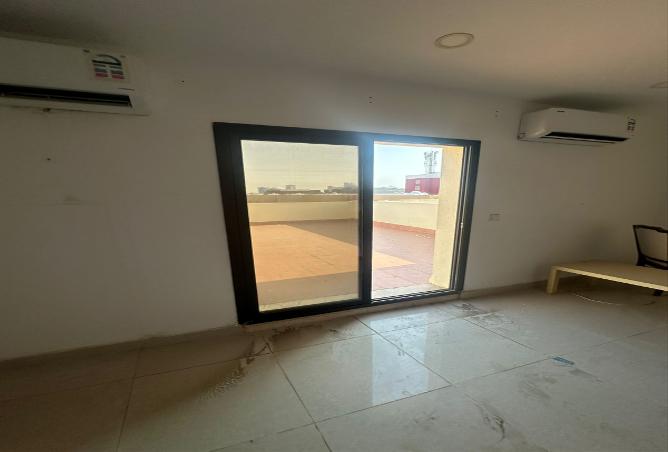 2Oa2C2UNz0a - Property Image 3