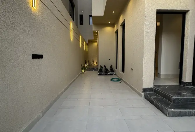 52365725 - Property Image 2