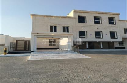 Apartment - 5 Bedrooms - 4 Bathrooms for sale in إشبيلية - Al Jubail - Eastern Apartment - 5 Bedrooms - 4 Bathrooms for sale in إشبيلية - Al Jubail - Eastern