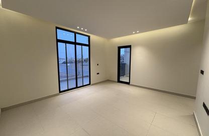 Full Floor - 4 Bedrooms - 4 Bathrooms for sale in Al Yarmuk - Riyadh - Ar Riyadh Full Floor - 4 Bedrooms - 4 Bathrooms for sale in Al Yarmuk - Riyadh - Ar Riyadh