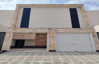 Full Floor - 5 Bedrooms - 5 Bathrooms for sale in Al Qadisiyah - Riyadh - Ar Riyadh