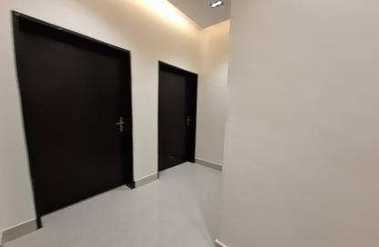 Full Floor - 4 Bedrooms - 3 Bathrooms for sale in Al Maizialah - Riyadh - Ar Riyadh