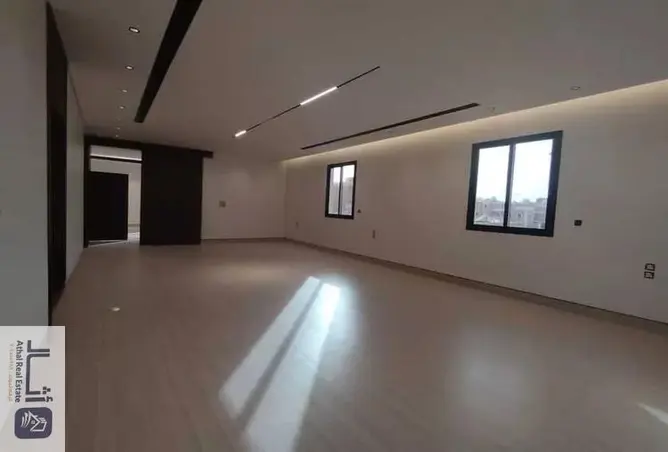 52311090 - Property Image 3