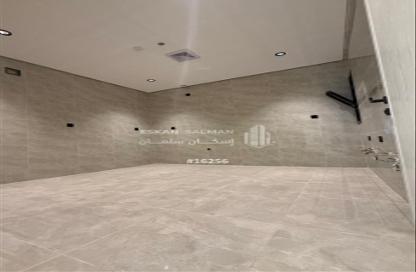 Apartment - 5 Bedrooms - 3 Bathrooms for sale in Al Hamra - Al Khubar - Eastern Apartment - 5 Bedrooms - 3 Bathrooms for sale in Al Hamra - Al Khubar - Eastern