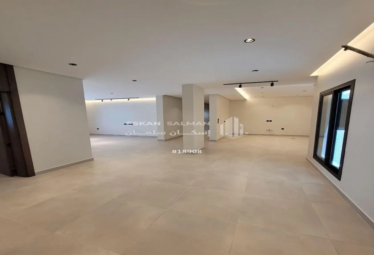 51004637 - Property Main Image