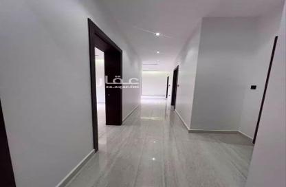Full Floor - 4 Bedrooms - 4 Bathrooms for sale in Al Farouk - Riyadh - Ar Riyadh