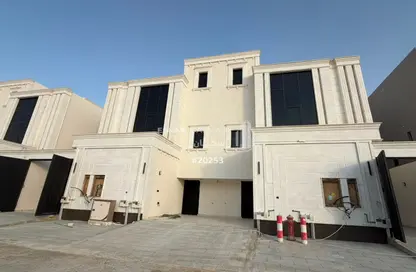 طابق كامل - 5 غرف نوم - 3 حمامات للبيع في الجنادرية - الرياض - الرياض