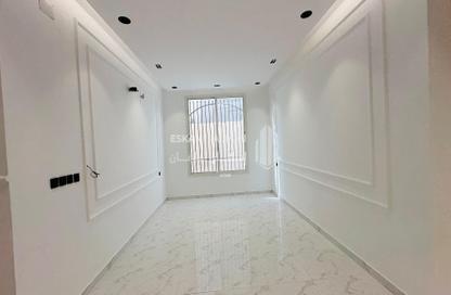 طابق كامل - 6 غرف نوم - 3 حمامات للبيع في ضاحية الإسكان - امارة منطقة مكة المكرمة - الطائف - مكة المكرمة