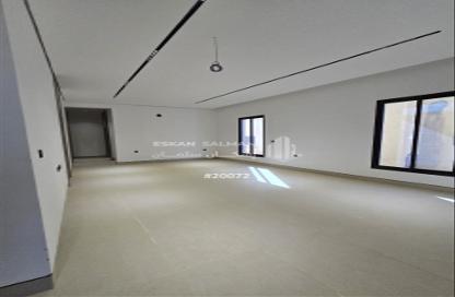 طابق كامل - 4 غرف نوم - 4 حمامات للبيع في قرطبة - الرياض - الرياض