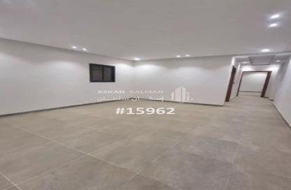 Full Floor - 5 Bedrooms - 3 Bathrooms for sale in Taibah - Riyadh - Ar Riyadh