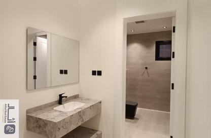 Apartment - 4 - 3 for sale in Al Yarmuk - Riyadh - Ar Riyadh