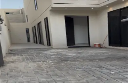 طابق كامل - 3 غرف نوم - 3 حمامات للبيع في الجنادرية - الرياض - الرياض