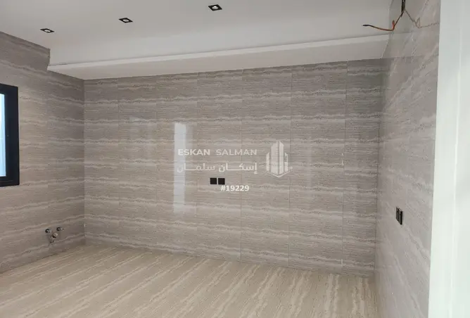 51231293 - Property Image 3