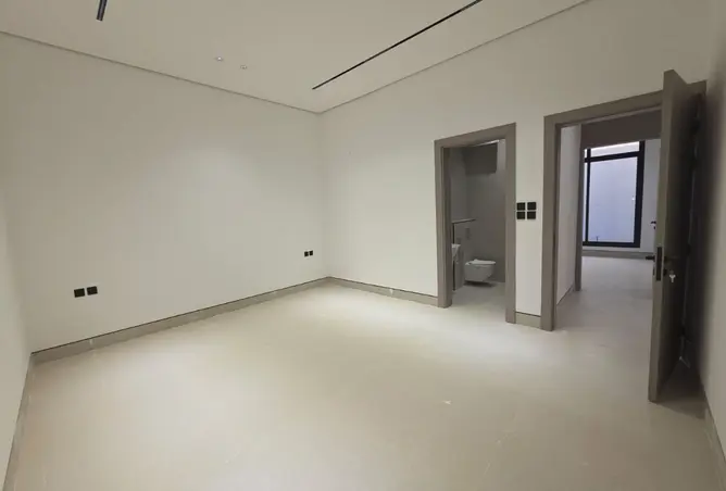52138092 - Property Image 3