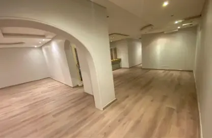 Apartment - 3 Bedrooms - 2 Bathrooms for rent in Az Zahra - Jeddah - Makkah Al Mukarramah