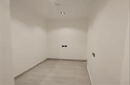 Apartment - 3 Bedrooms - 3 Bathrooms for sale in Al Yarmuk - Riyadh - Ar Riyadh Apartment - 3 Bedrooms - 3 Bathrooms for sale in Al Yarmuk - Riyadh - Ar Riyadh