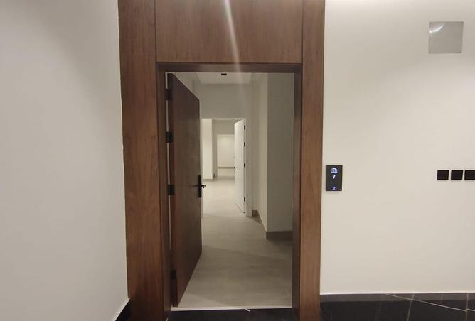 51653988 - Property Main Image