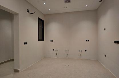 Apartment - 4 - 3 for sale in Al Munisiyah - Riyadh - Ar Riyadh Apartment - 4 - 3 for sale in Al Munisiyah - Riyadh - Ar Riyadh