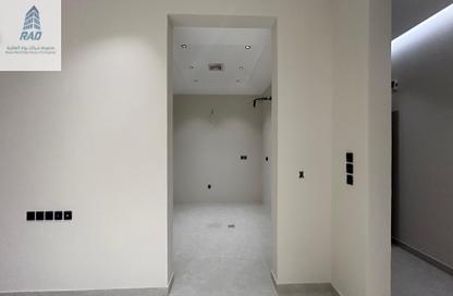 Apartment - 4 Bedrooms - 4 Bathrooms for sale in As Salamah - Jeddah - Makkah Al Mukarramah Apartment - 4 Bedrooms - 4 Bathrooms for sale in As Salamah - Jeddah - Makkah Al Mukarramah