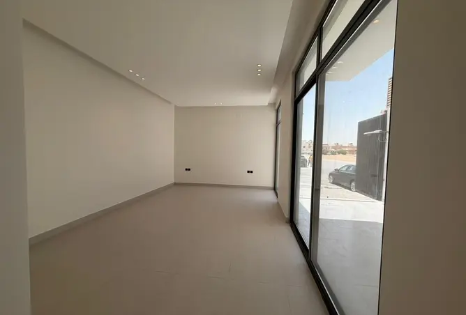 51674011 - Property Image 3