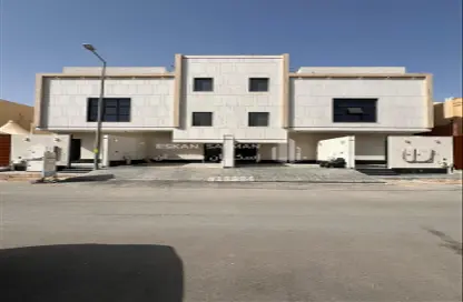 Full Floor - 6 Bedrooms - 4 Bathrooms for sale in Al Munisiyah - Riyadh - Ar Riyadh